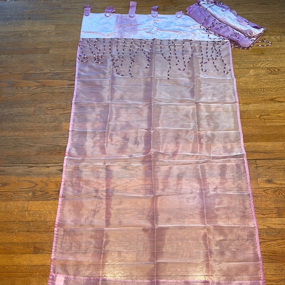 Set of 2 Bombay Kids bead Embellished window sheers - Picture 1 of 4